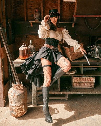 Steam punk costume size - steam,